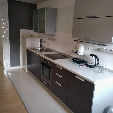 Toma * Brodarica (Sibenik-Knin)