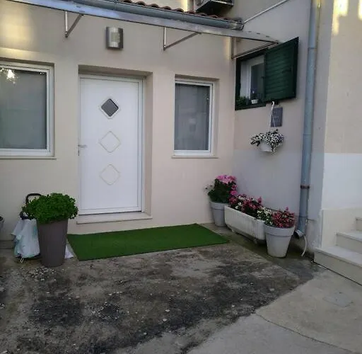 Toma Apartamento Brodarica (Sibenik-Knin)